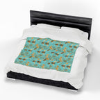 Bee-Themed Velveteen Plush Blanket