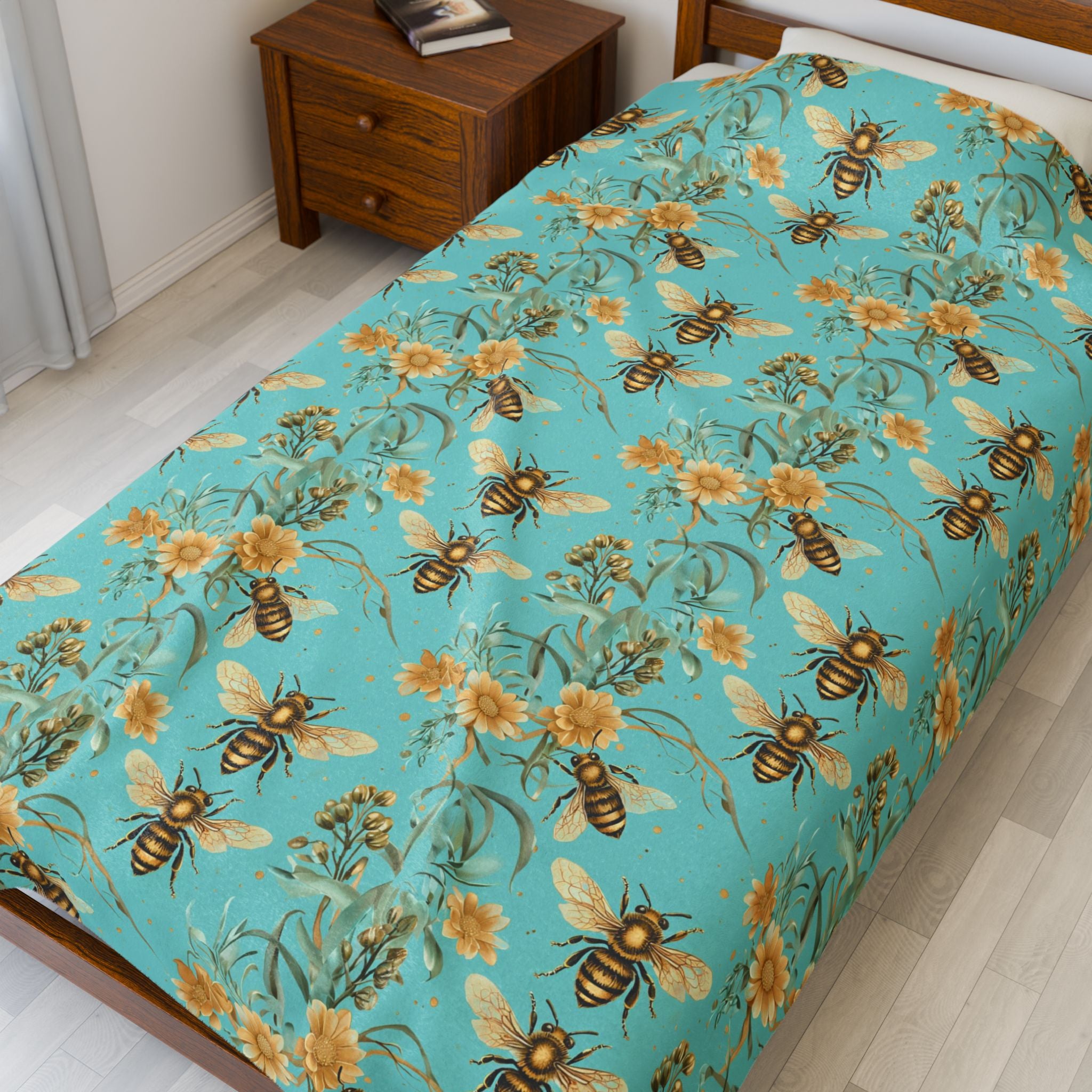 Bee-Themed Velveteen Plush Blanket