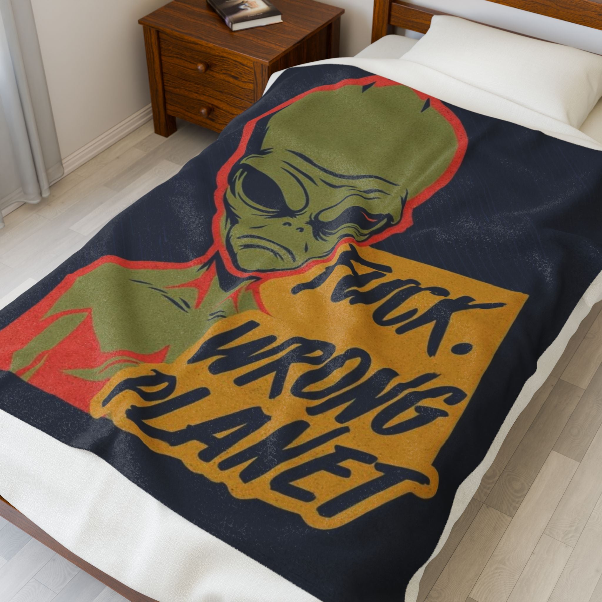 Alien-Themed Velveteen Plush Blanket