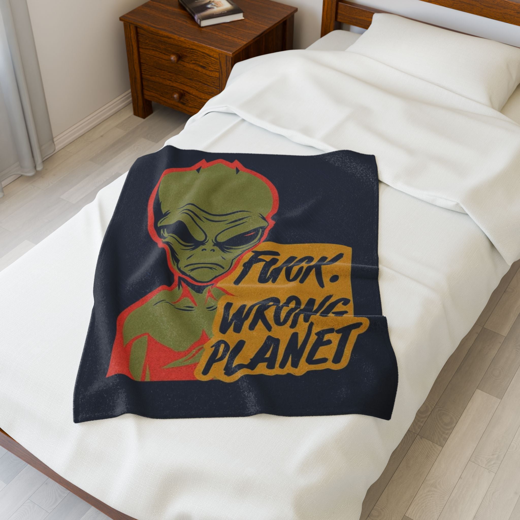 Alien-Themed Velveteen Plush Blanket